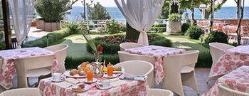 Kriss Internazionale Hotel 4*